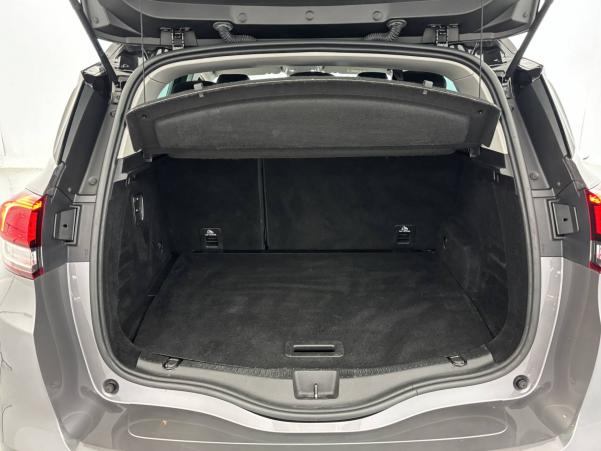 Vente en ligne Renault Scenic 4 Scenic TCe 140 FAP au prix de 14 690 €