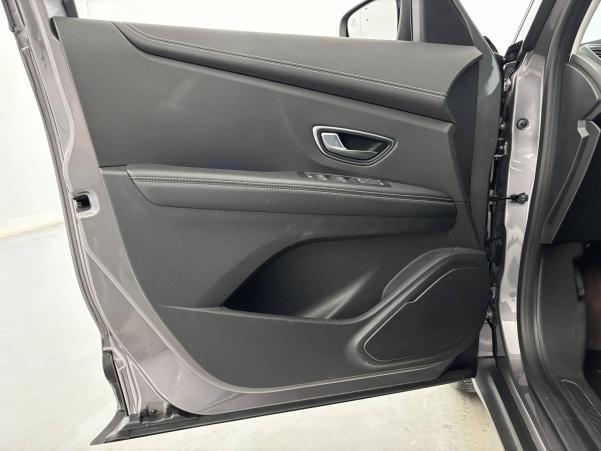 Vente en ligne Renault Scenic 4 Scenic TCe 140 FAP au prix de 14 690 €