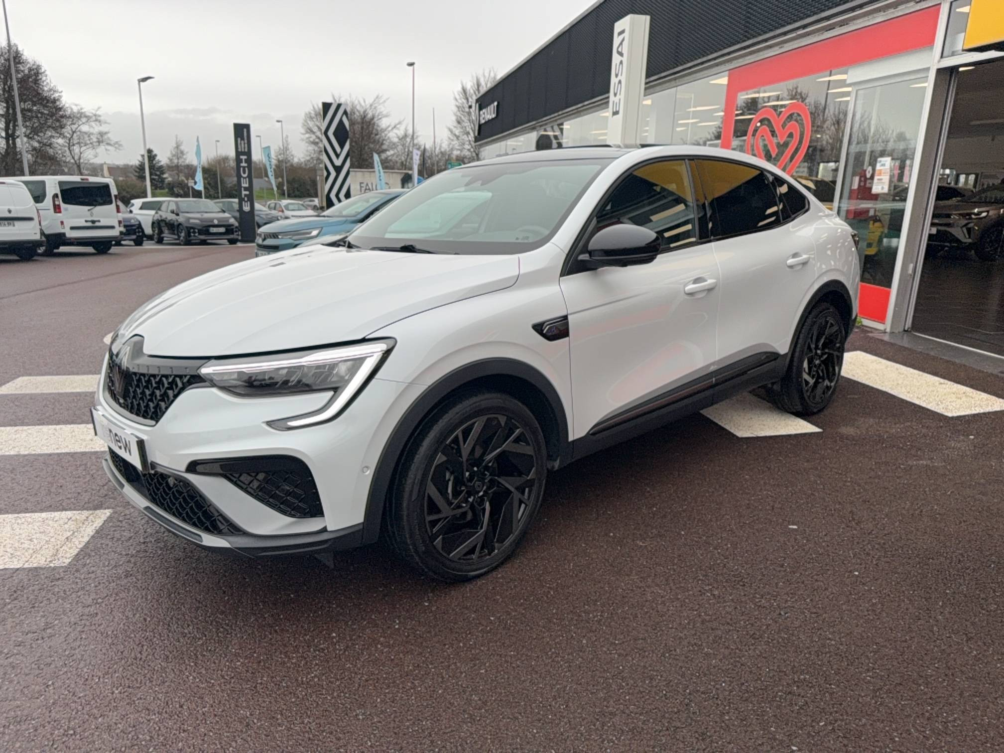 Renault Arkana  E-Tech 145 - 23 occasion de 2023 en vente à Saint-Lô