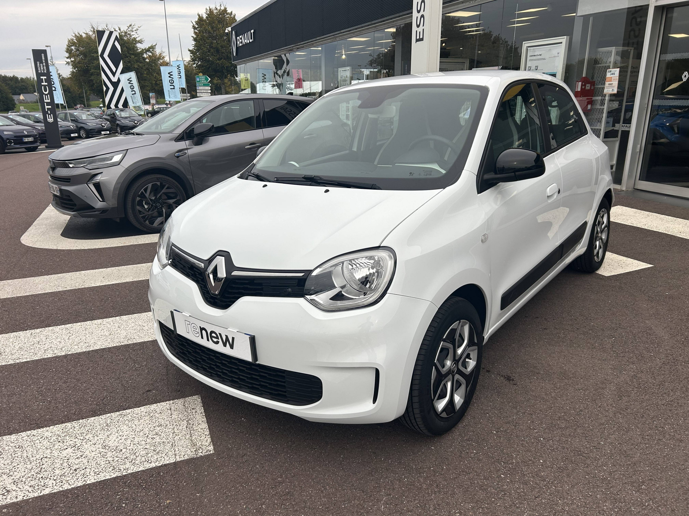 Renault Twingo Electrique Twingo III E-Tech occasion de 2022 en vente à Saint-Lô