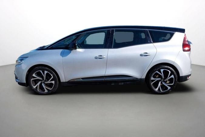 Vente en ligne Renault Grand Scenic 4 Grand Scenic Blue dCi 120 EDC au prix de 21 990 €