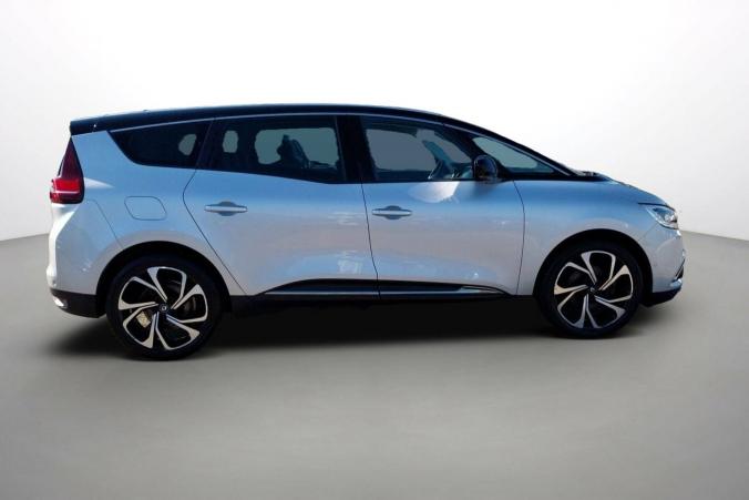 Vente en ligne Renault Grand Scenic 4 Grand Scenic Blue dCi 120 EDC au prix de 21 990 €