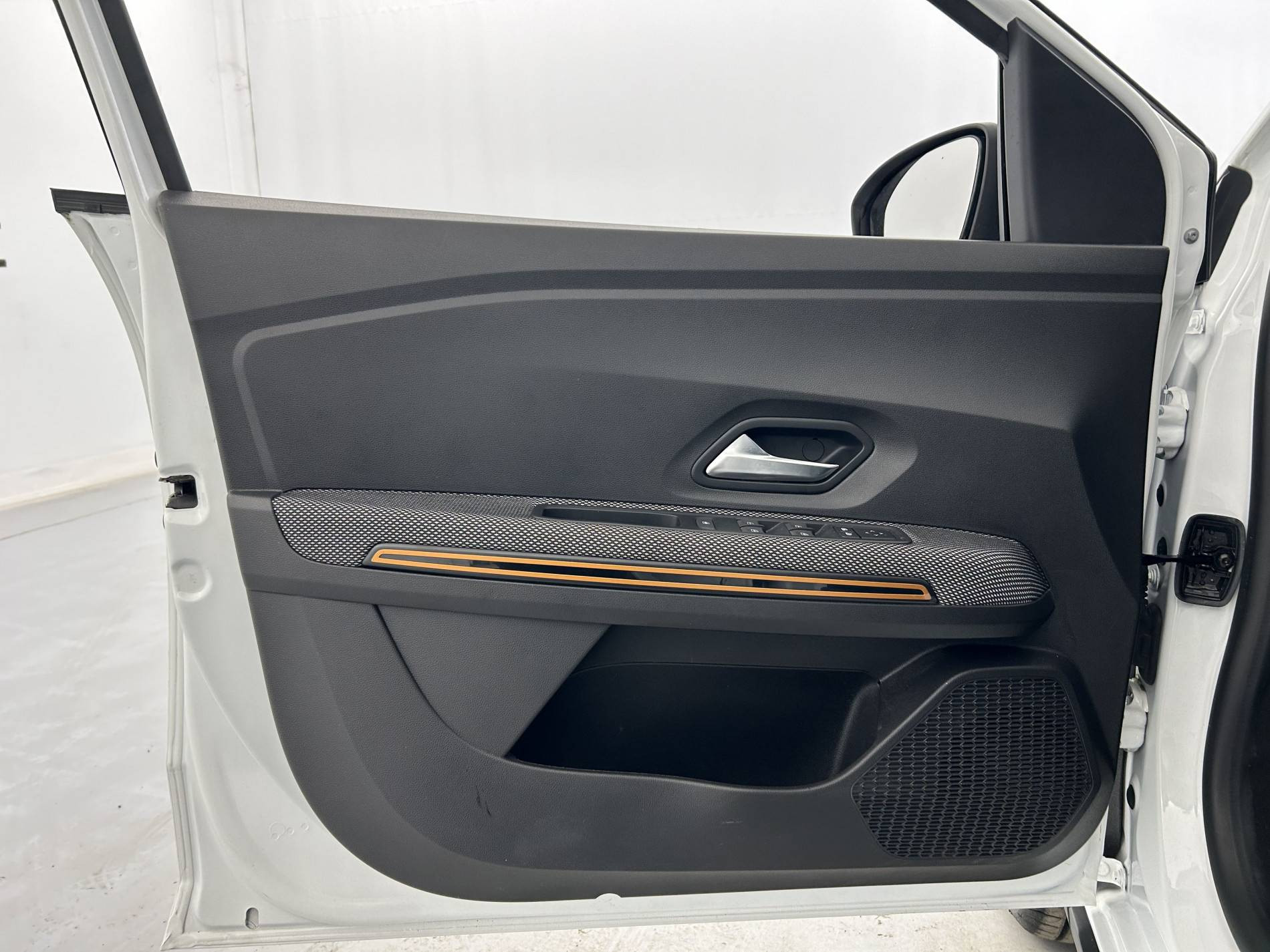 Vente en ligne Dacia Sandero  ECO-G 100 - 22 au prix de 13 790 €