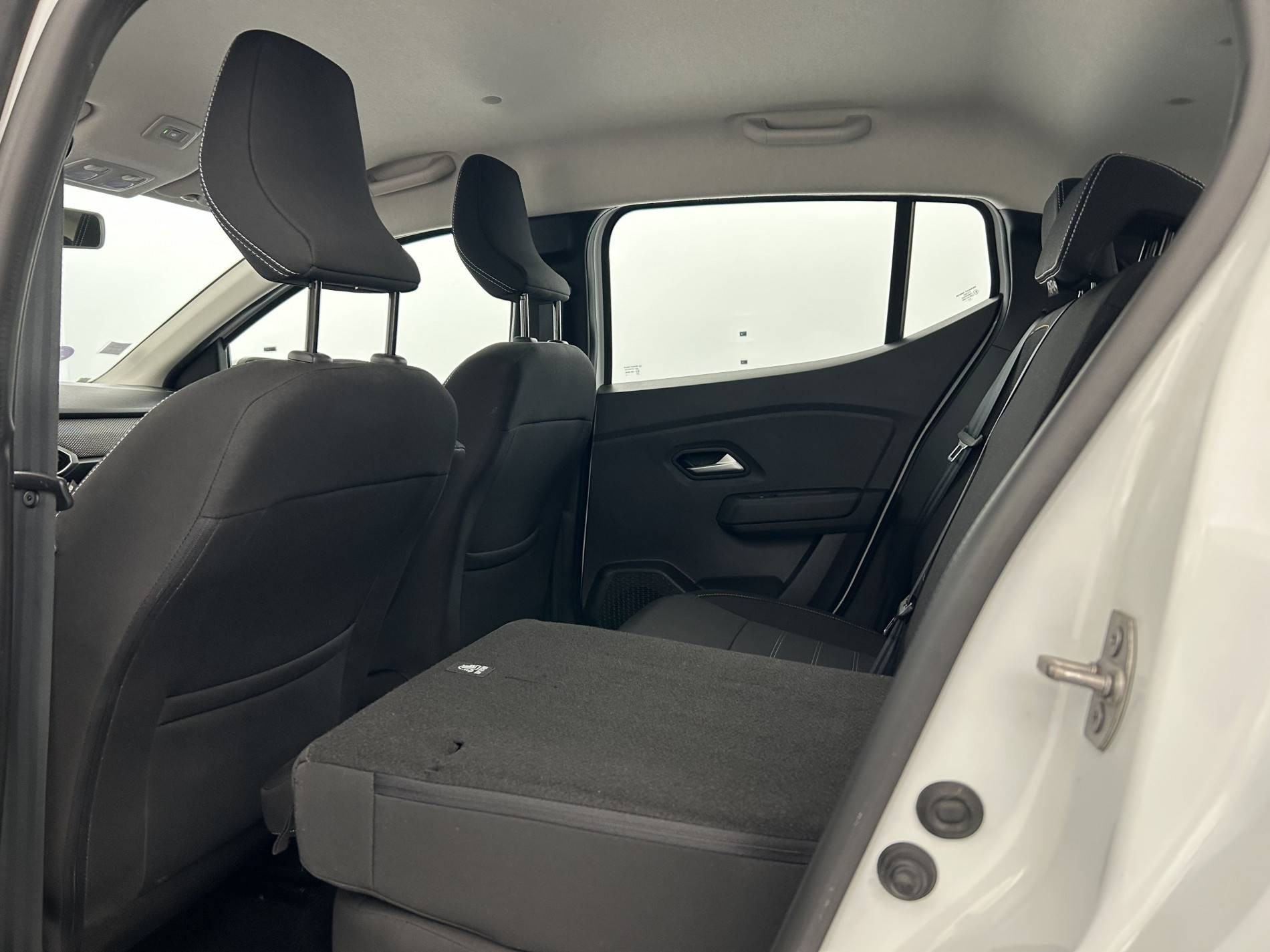 Vente en ligne Dacia Sandero  ECO-G 100 - 22 au prix de 13 790 €