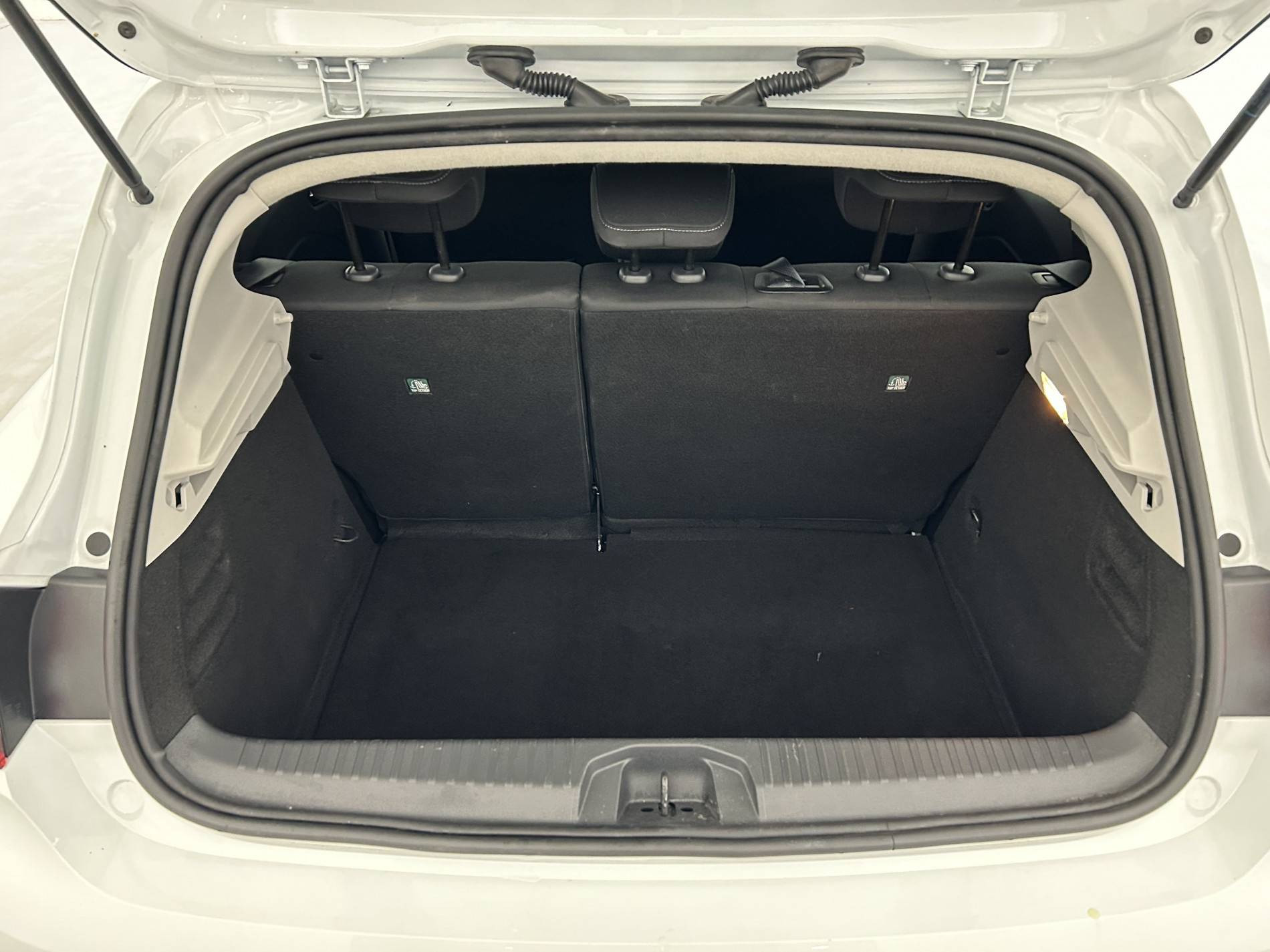 Vente en ligne Renault Clio 5 Clio TCe 100 au prix de 11 990 €