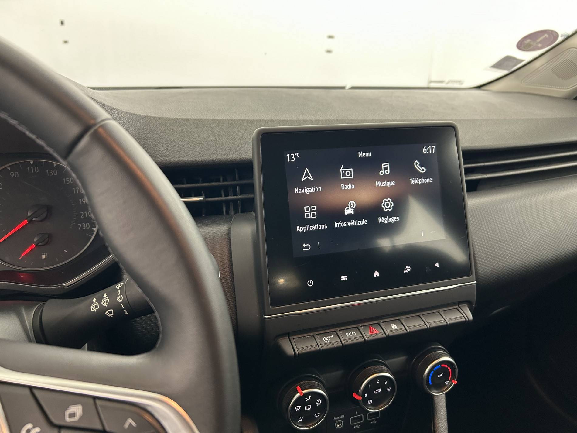 Vente en ligne Renault Clio 5 Clio TCe 100 au prix de 11 990 €