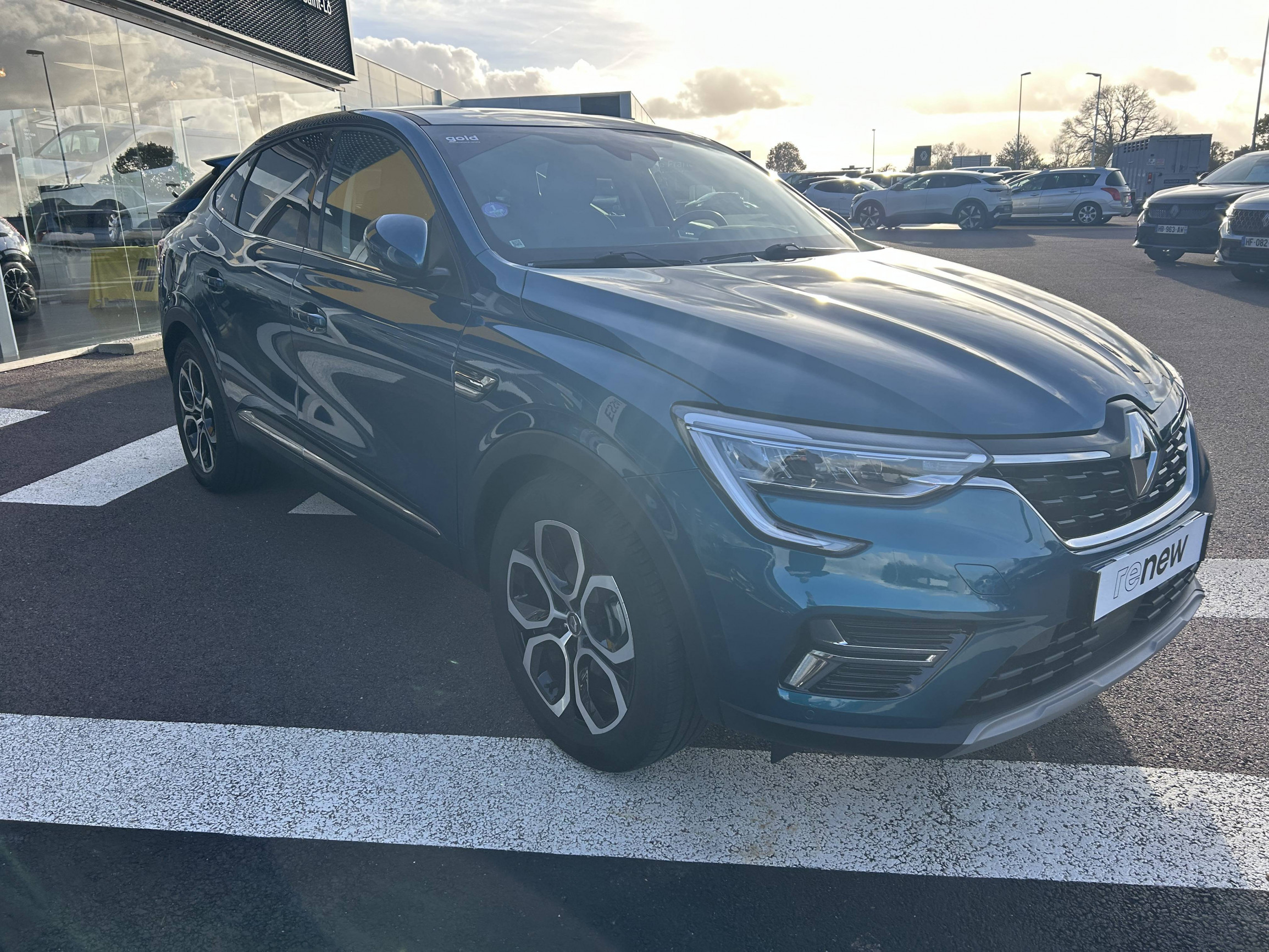 Vente en ligne Renault Arkana  E-Tech 145 - 21B au prix de 21 990 €