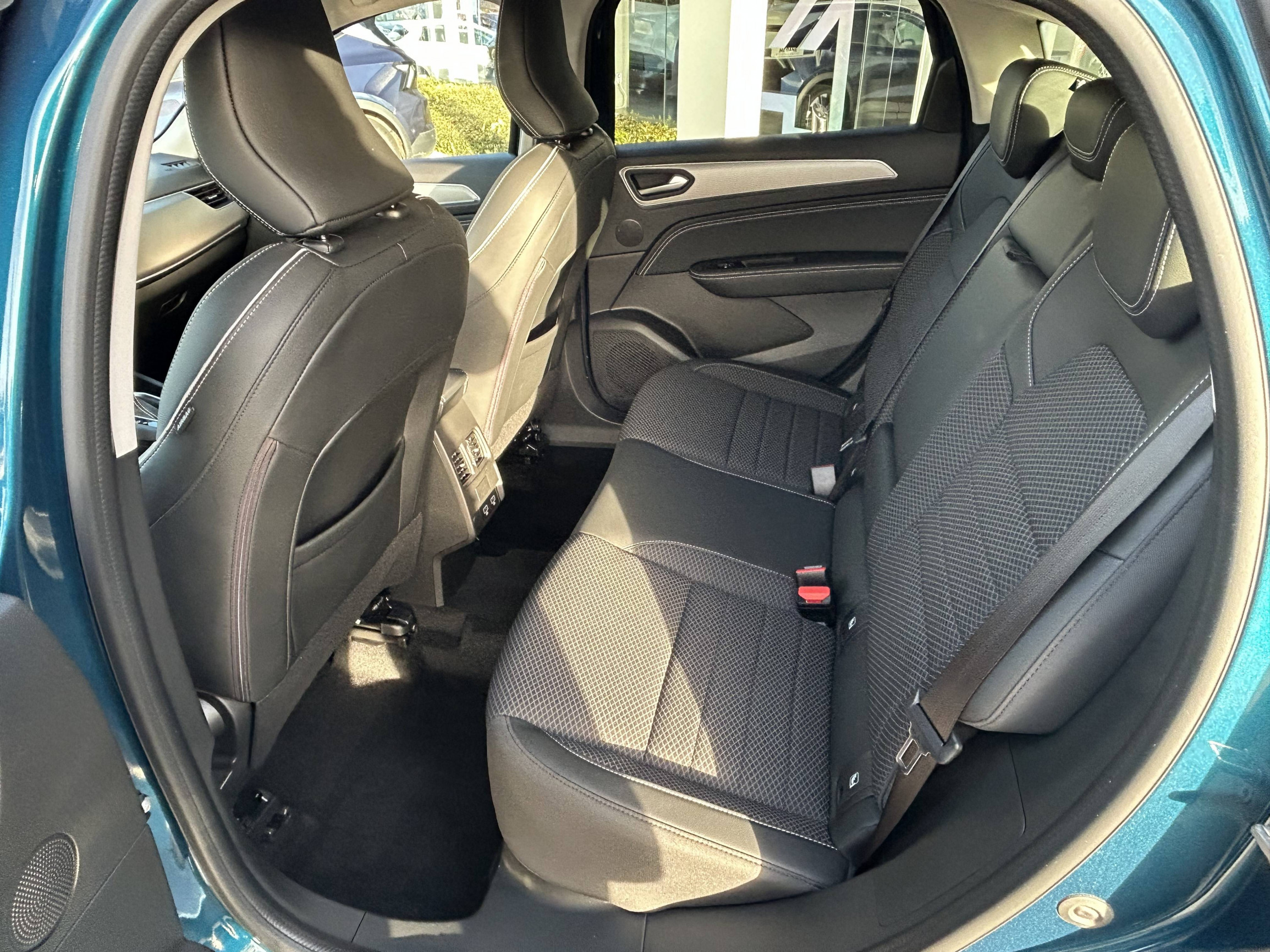 Vente en ligne Renault Arkana  E-Tech 145 - 21B au prix de 21 990 €