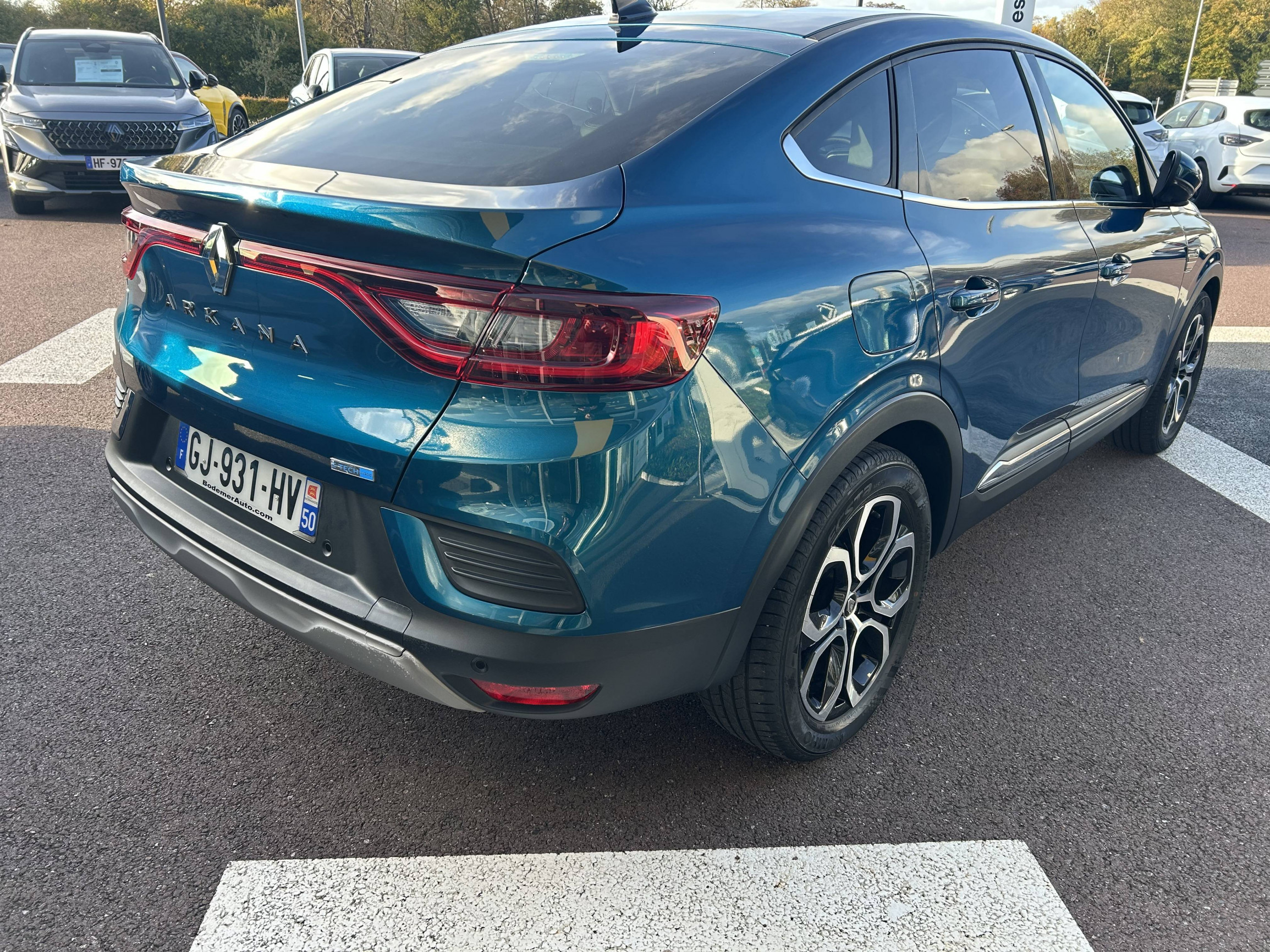Vente en ligne Renault Arkana  E-Tech 145 - 21B au prix de 21 990 €