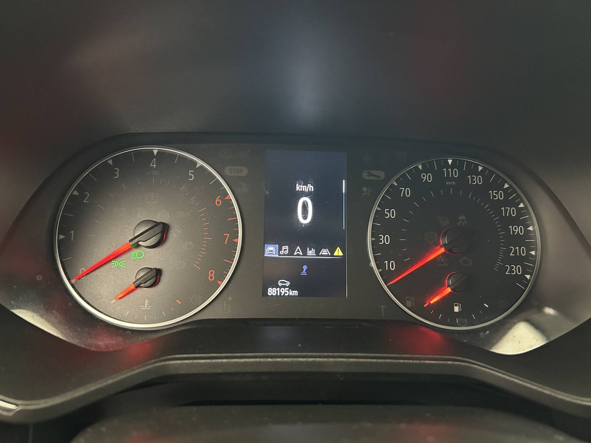 Vente en ligne Renault Clio 5 Clio TCe 100 GPL - 21 au prix de 12 590 €