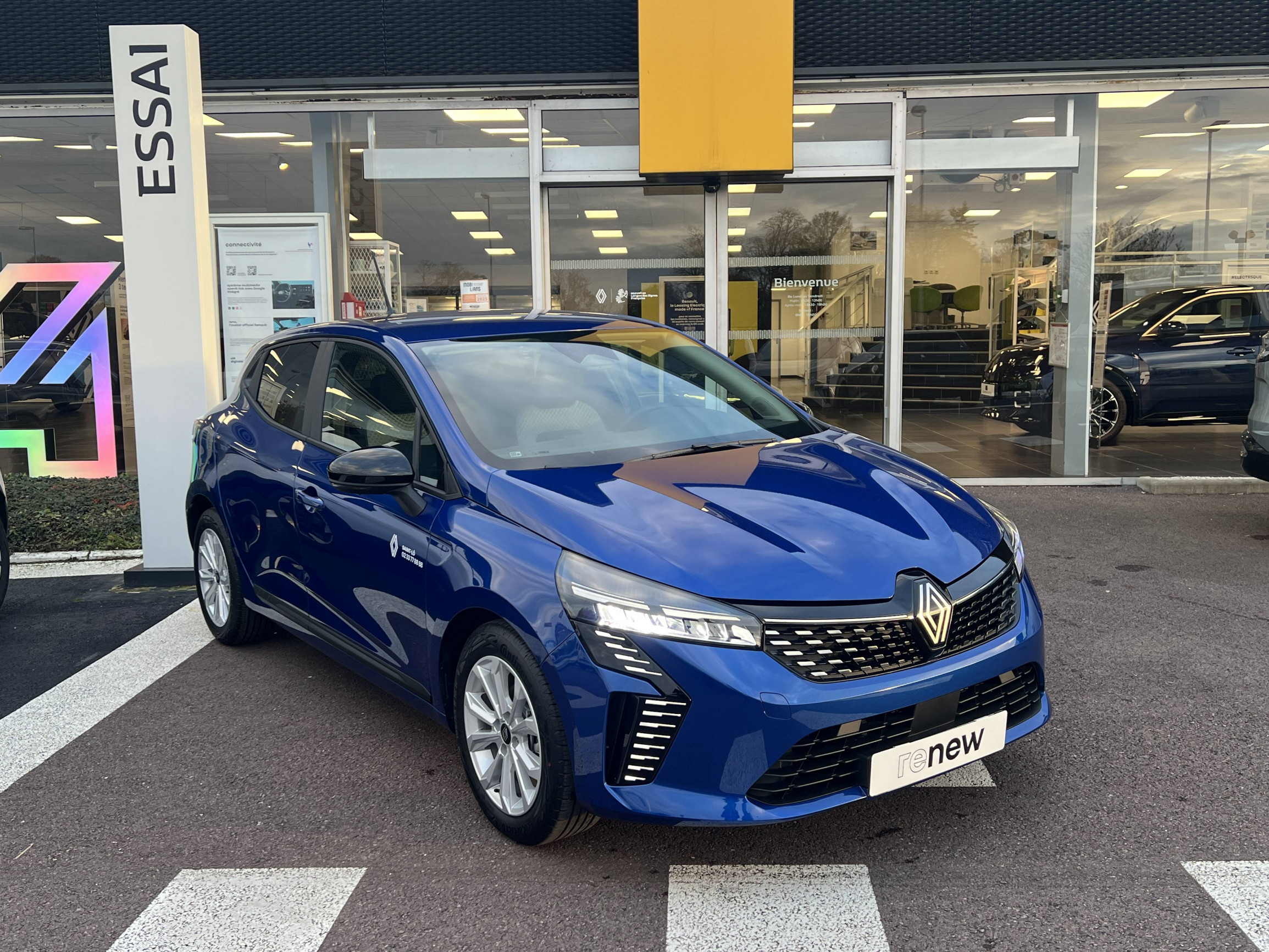 Vente en ligne Renault Clio 5 Clio Eco-G 100 ch au prix de 18 790 €