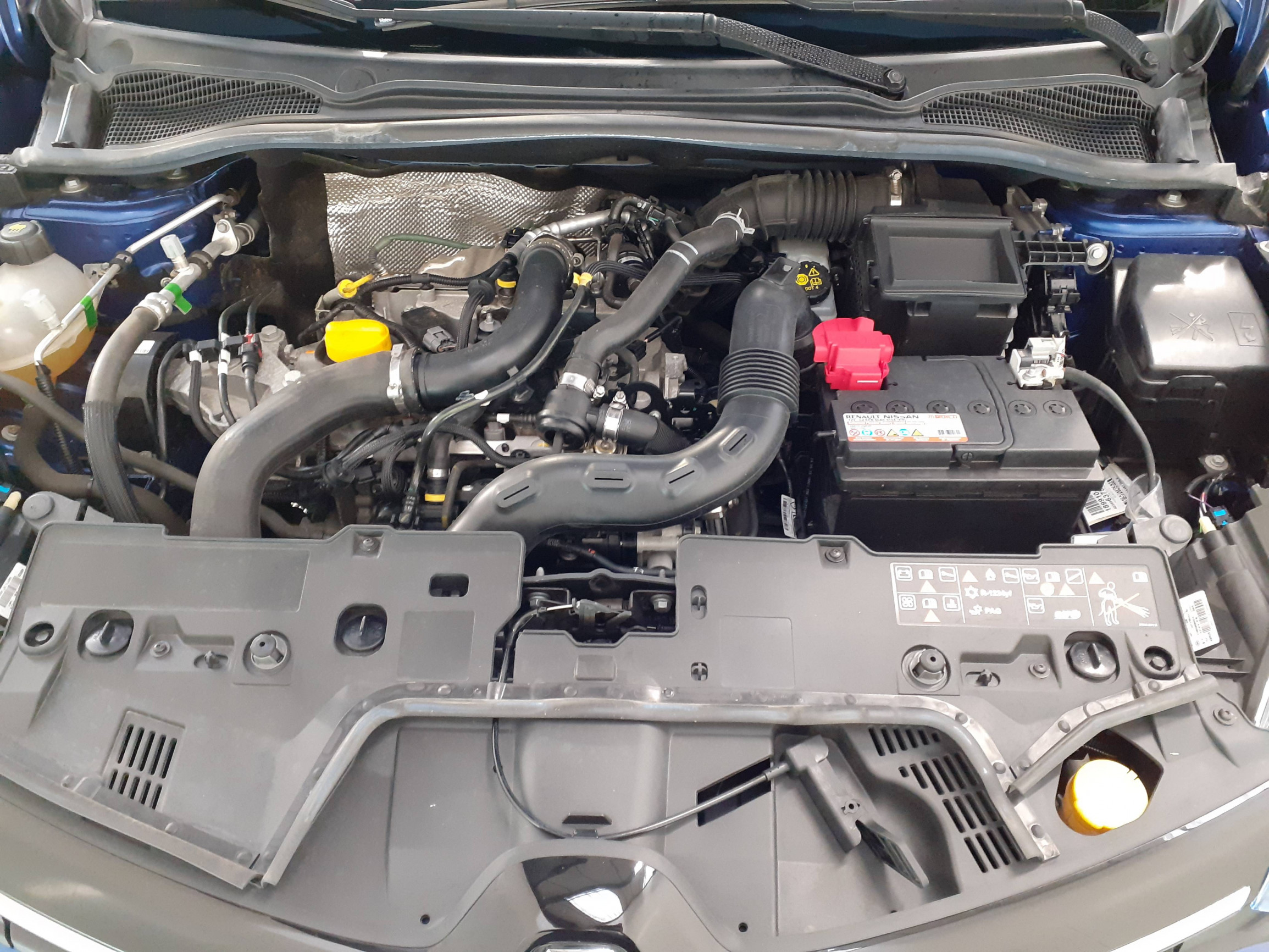 Vente en ligne Renault Clio 4 Clio TCe 90 E6C au prix de 10 690 €