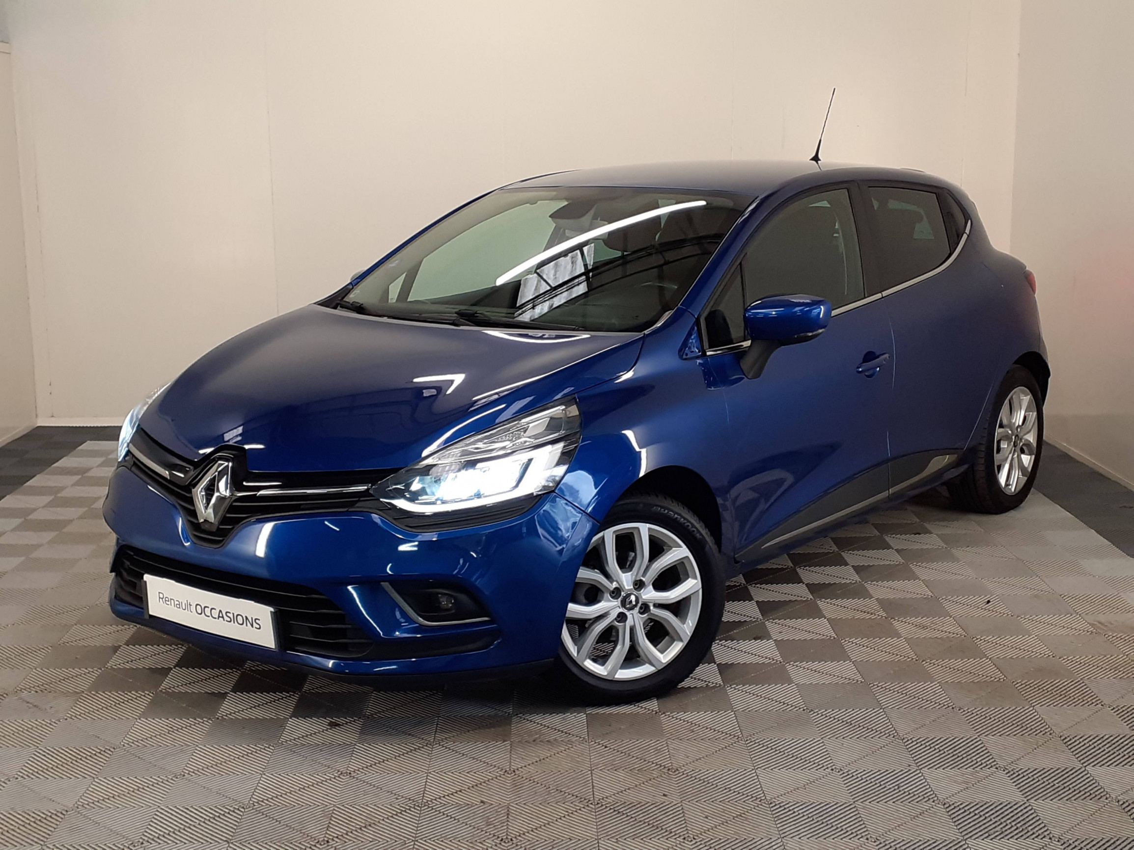 Renault Clio 4 Clio TCe 90 E6C occasion de 2018 en vente à Saint-Lô
