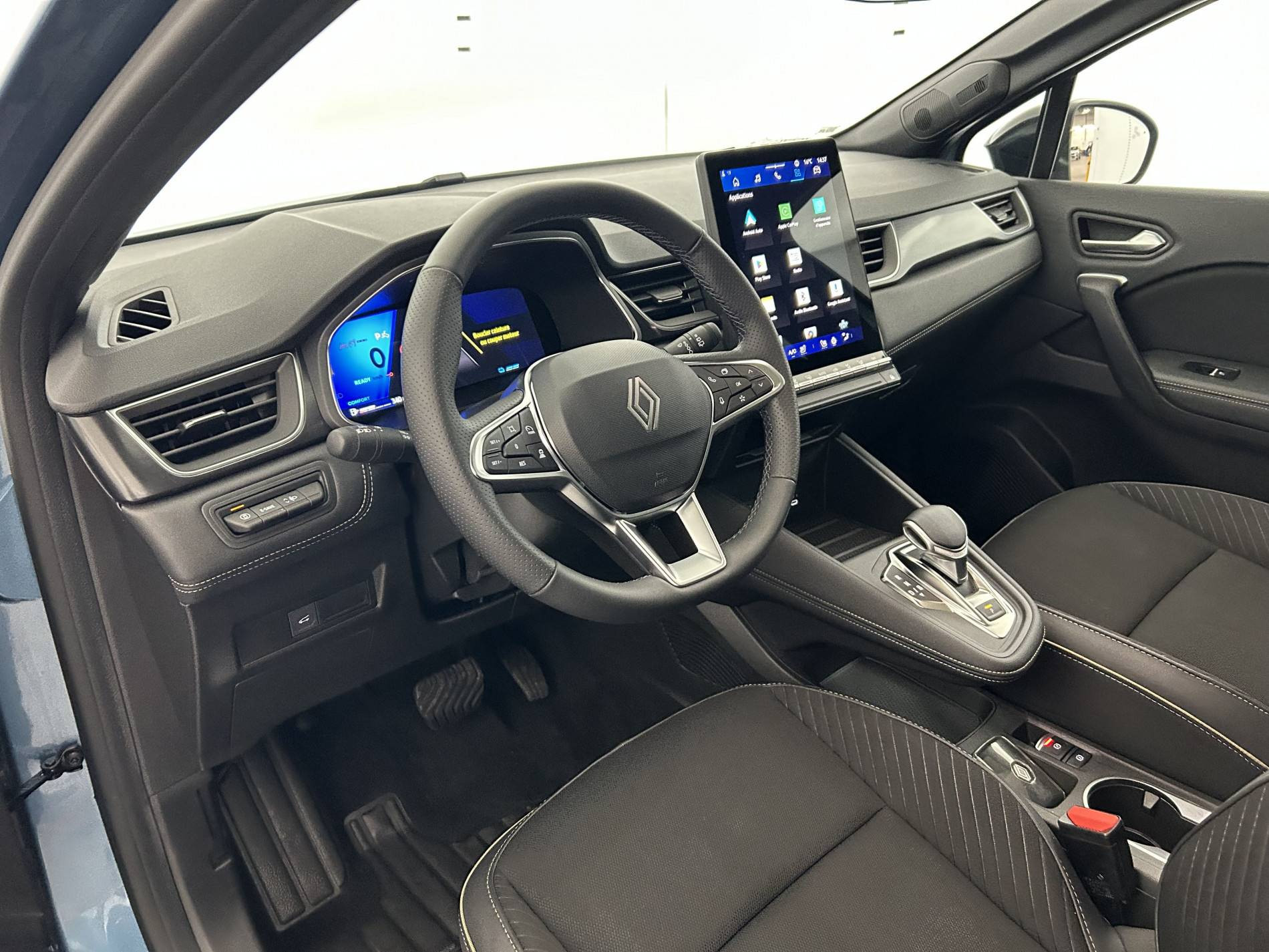 Vente en ligne Renault Symbioz  E-Tech full hybrid 145 au prix de 31 990 €