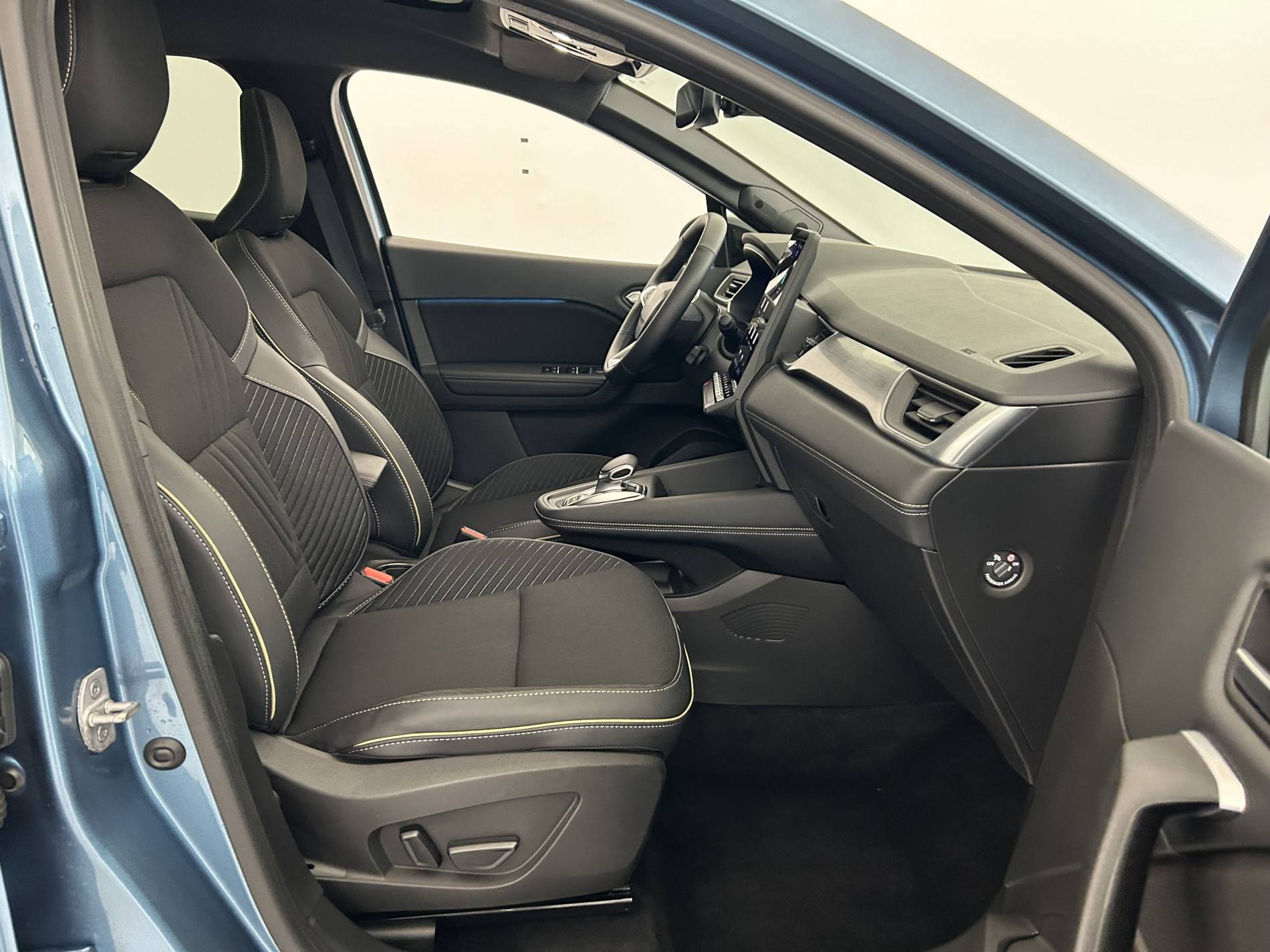 Vente en ligne Renault Symbioz  E-Tech full hybrid 145 au prix de 31 990 €