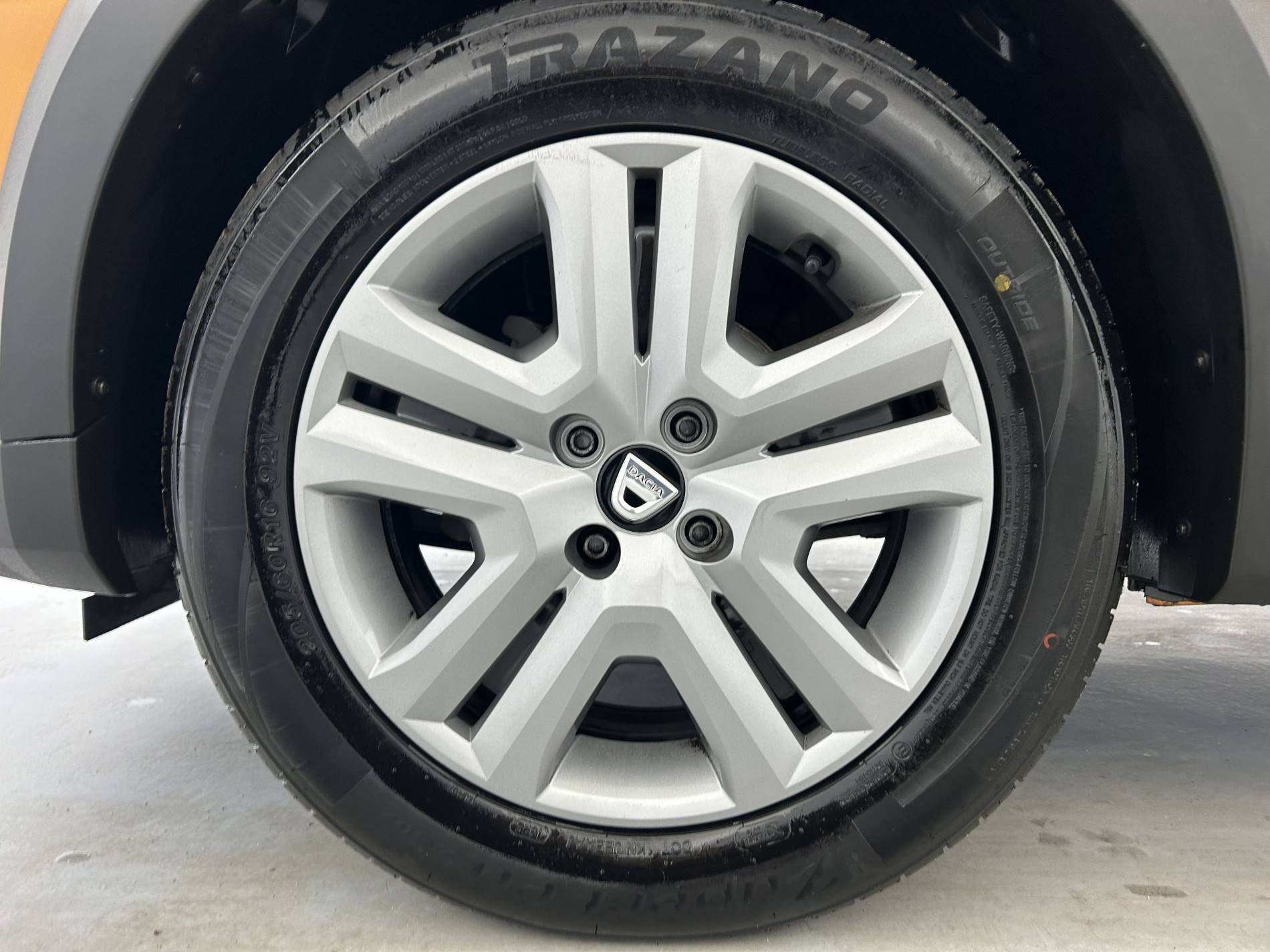 Vente en ligne Dacia Sandero 3  ECO-G 100 au prix de 11 790 €