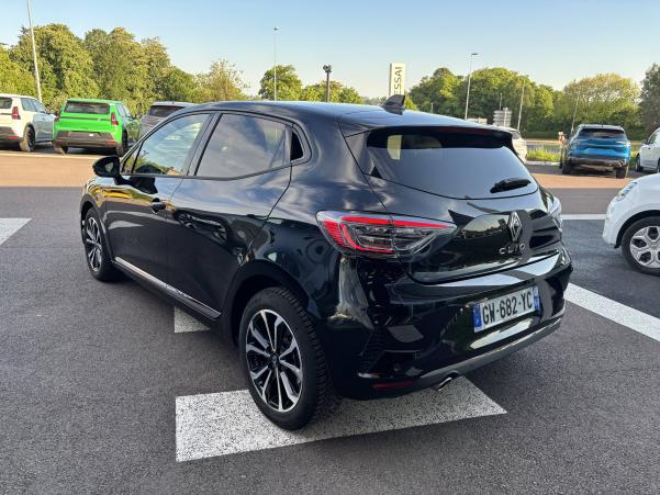 Vente en ligne Renault Clio 5 Clio TCe 90 au prix de 17 990 €