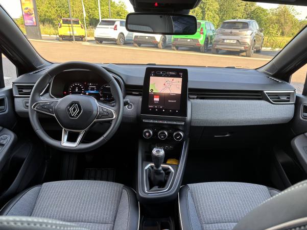 Vente en ligne Renault Clio 5 Clio TCe 90 au prix de 17 990 €