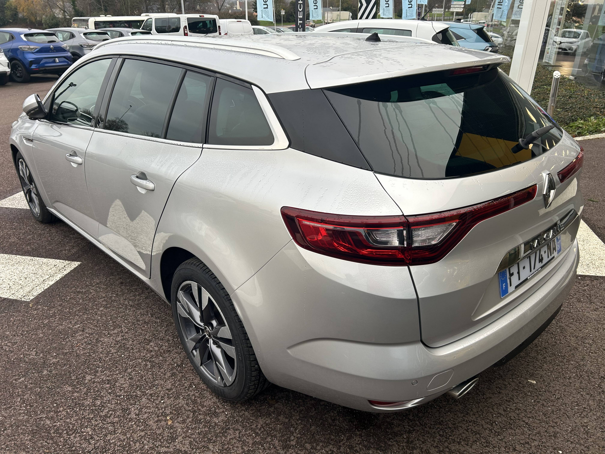 Vente en ligne Renault Megane 4 Estate Mégane IV Estate Blue dCi 115 EDC au prix de 15 990 €