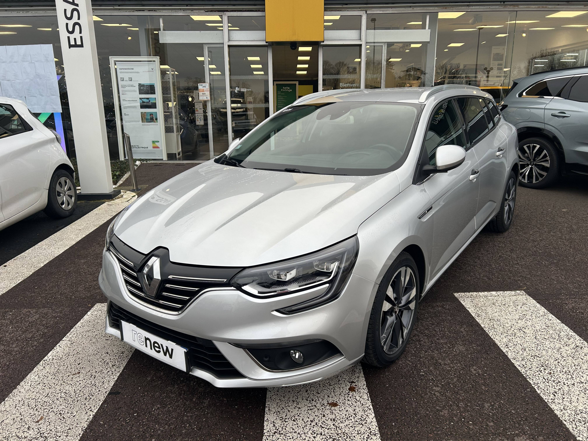 Renault Megane 4 Estate Mégane IV Estate Blue dCi 115 EDC occasion de 2020 en vente à Saint-Lô