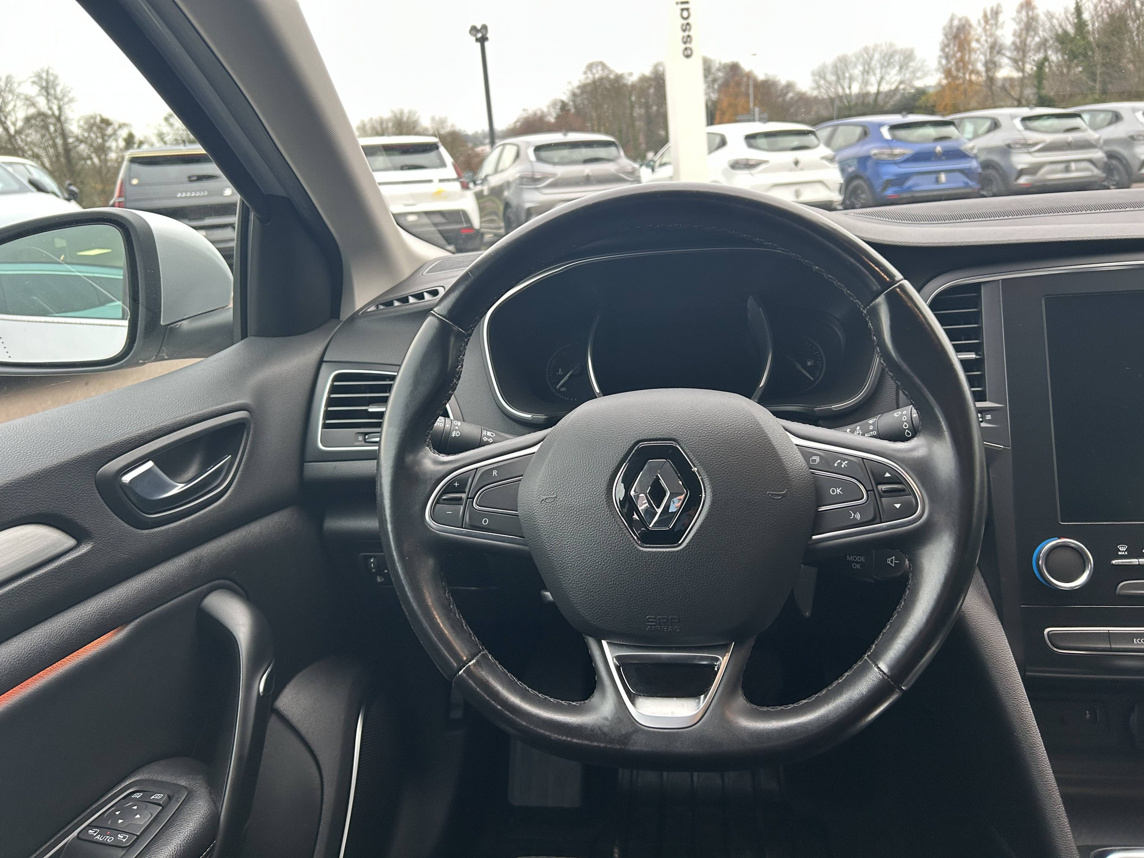 Vente en ligne Renault Megane 4 Estate Mégane IV Estate Blue dCi 115 EDC au prix de 15 990 €
