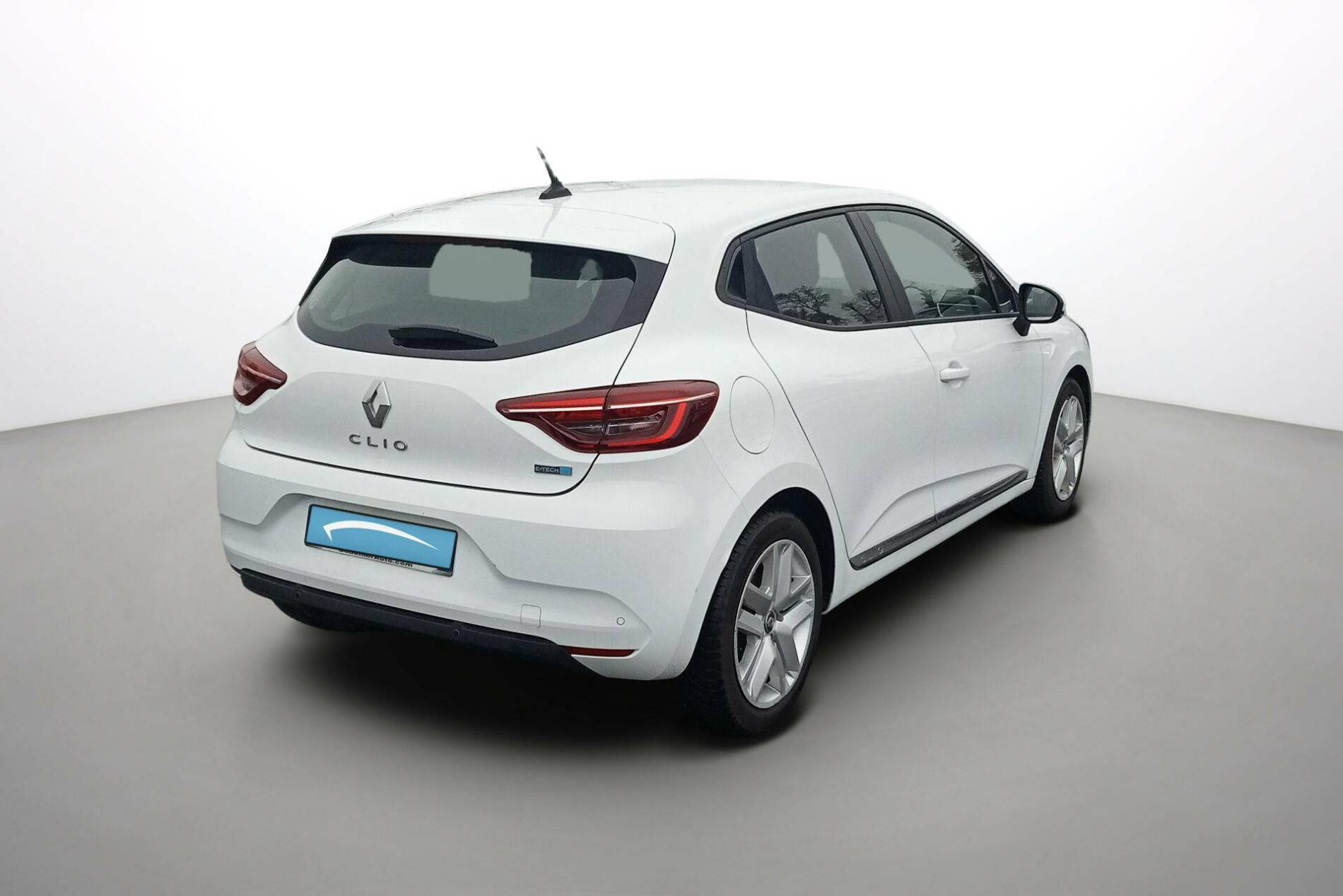Vente en ligne Renault Clio 5 Clio E-Tech 140 - 21N au prix de 14 950 €