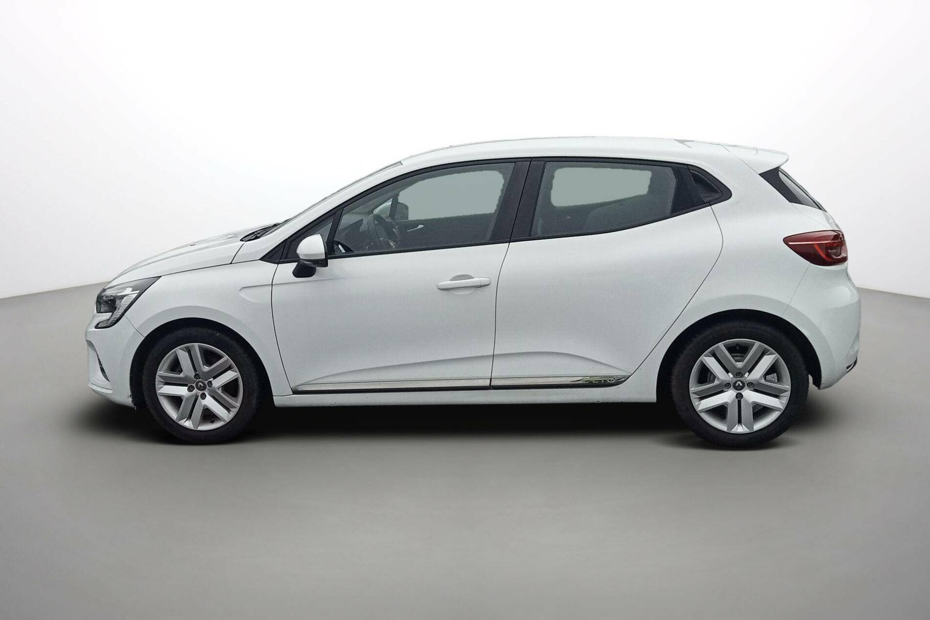 Vente en ligne Renault Clio 5 Clio E-Tech 140 - 21N au prix de 14 950 €