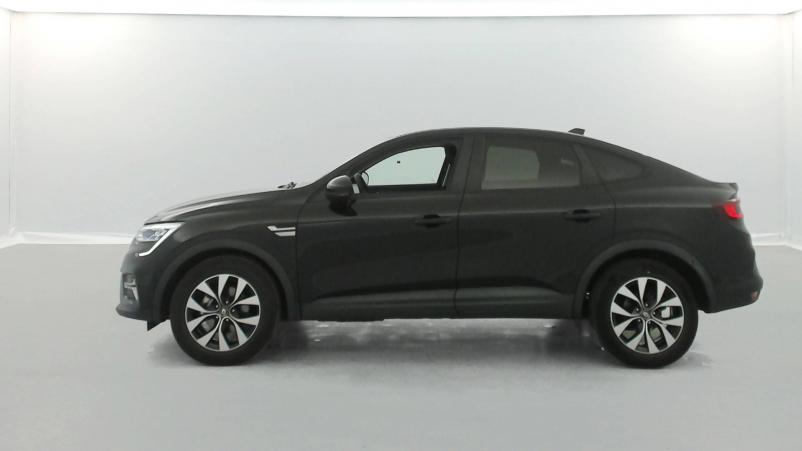 Vente en ligne Renault Arkana  E-Tech hybride 145 - 22 au prix de 21 990 €