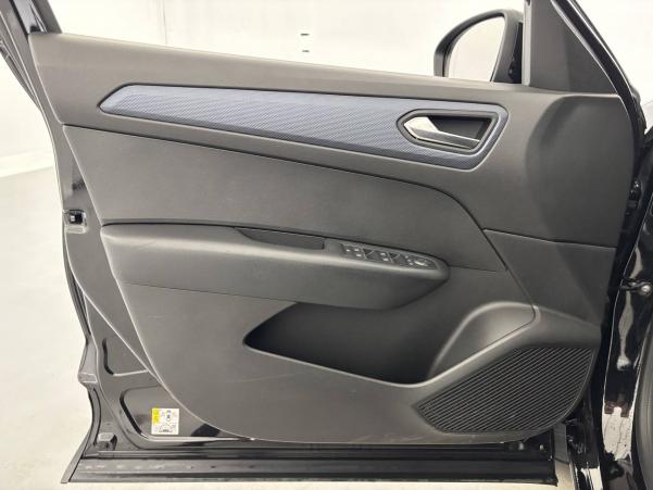 Vente en ligne Renault Arkana  E-Tech hybride 145 - 22 au prix de 21 990 €