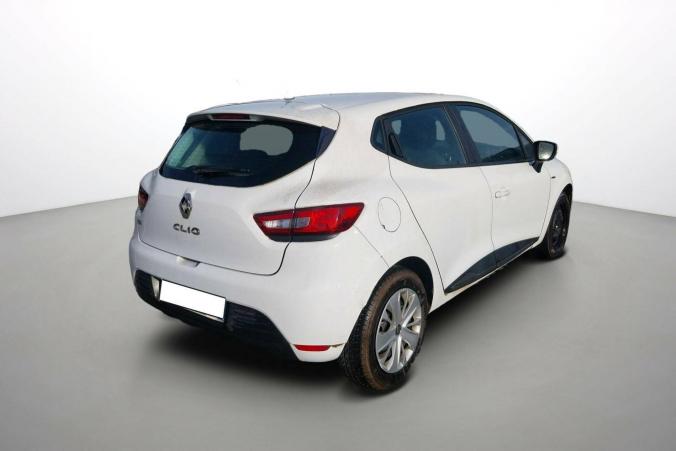 Vente en ligne Renault Clio 4 Clio TCe 75 E6C au prix de 10 190 €