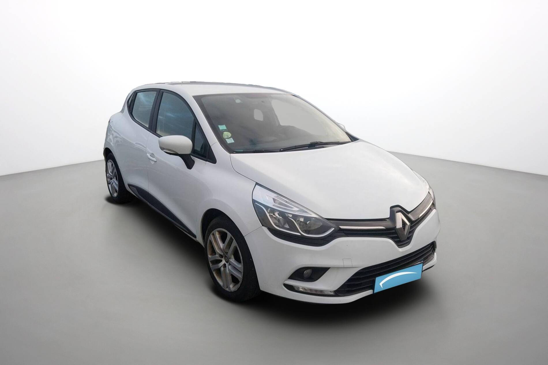 Vente en ligne Renault Clio 4 Clio dCi 75 E6C au prix de 10 890 €