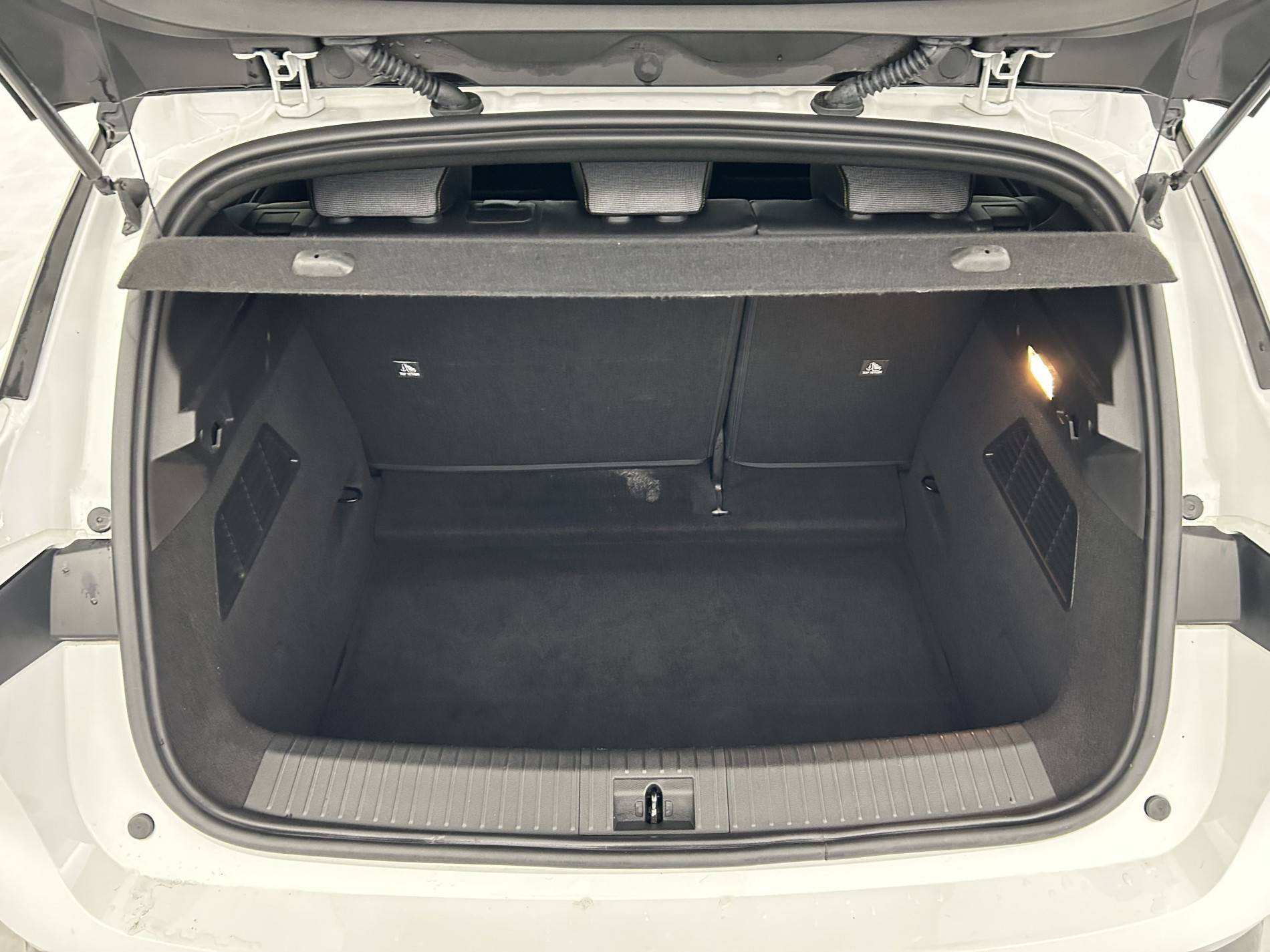 Vente en ligne Renault Megane E-Tech  EV60 220 ch optimum charge au prix de 21 990 €