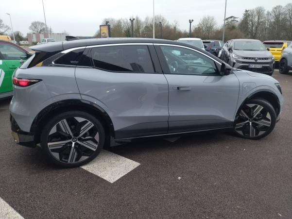 Vente en ligne Renault Megane E-Tech  EV60 220 ch super charge au prix de 28 990 €