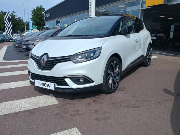 Vente en ligne Renault Scenic 4 Scenic TCe 140 FAP EDC au prix de 18 990 €