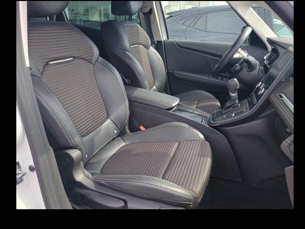 Vente en ligne Renault Scenic 4 Scenic TCe 140 FAP EDC au prix de 18 990 €