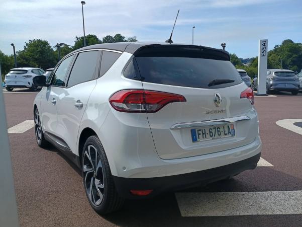 Vente en ligne Renault Scenic 4 Scenic TCe 140 FAP EDC au prix de 18 990 €