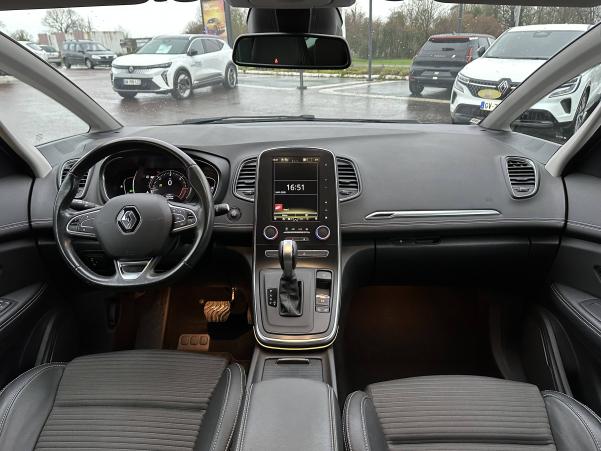 Vente en ligne Renault Grand Scenic 4 Grand Scenic Blue dCi 120 EDC au prix de 21 990 €