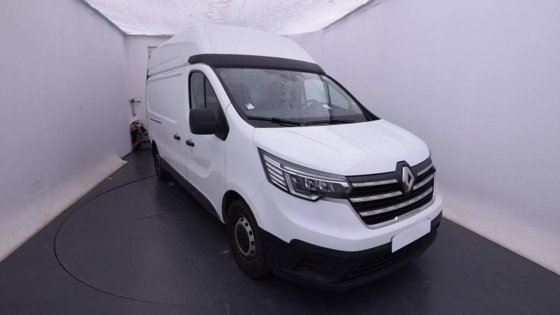 Vente en ligne Renault Trafic 3 Fourgon TRAFIC FGN L2H2 3000 KG BLUE DCI 150 au prix de 28 788 €