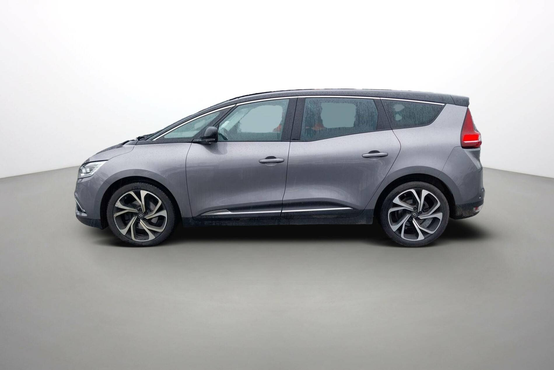Vente en ligne Renault Grand Scenic 4 Grand Scenic Blue dCi 120 au prix de 13 990 €