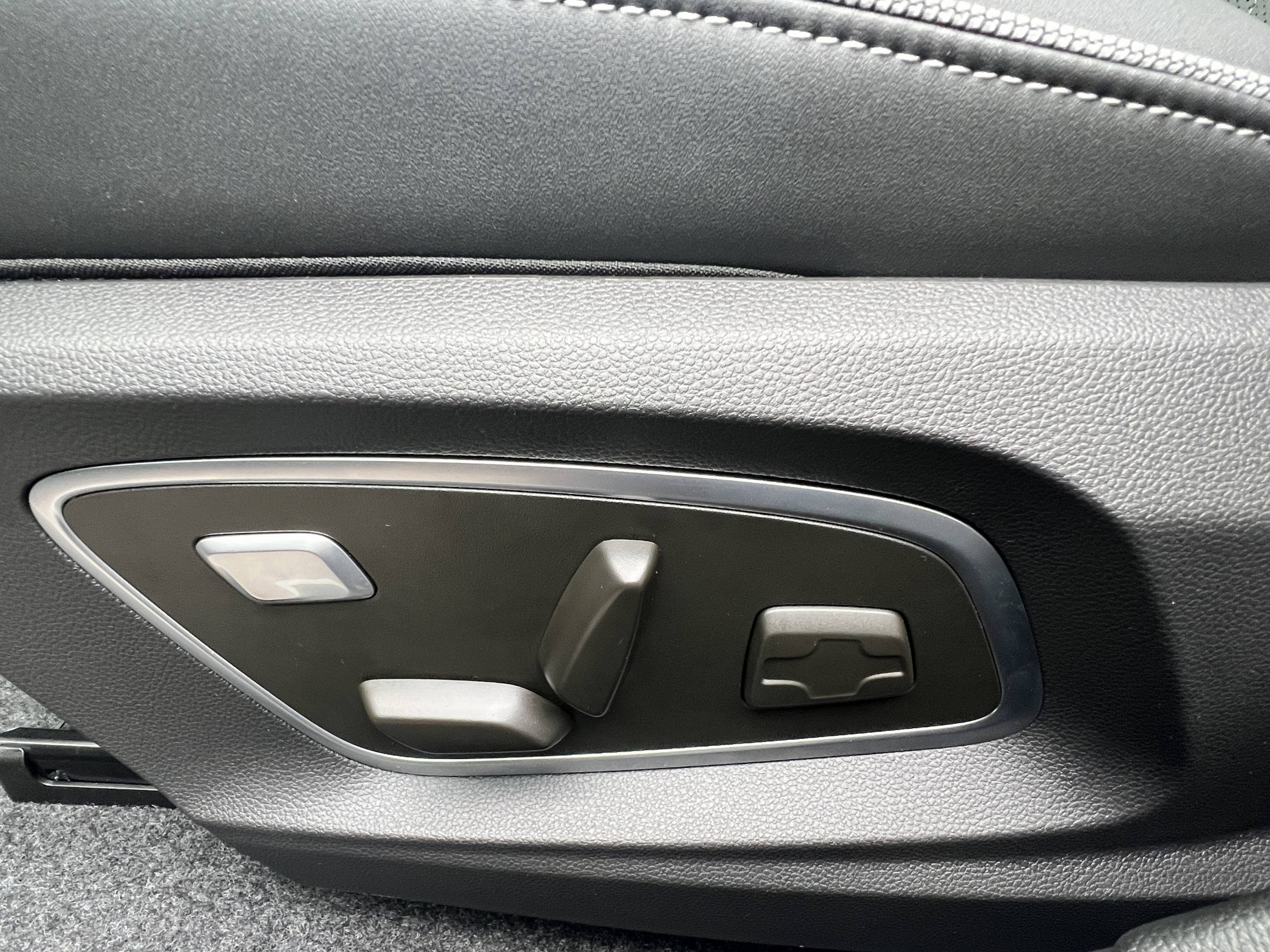 Vente en ligne Renault Megane E-Tech  220 ch autonomie confort GSR2 au prix de 35 990 €