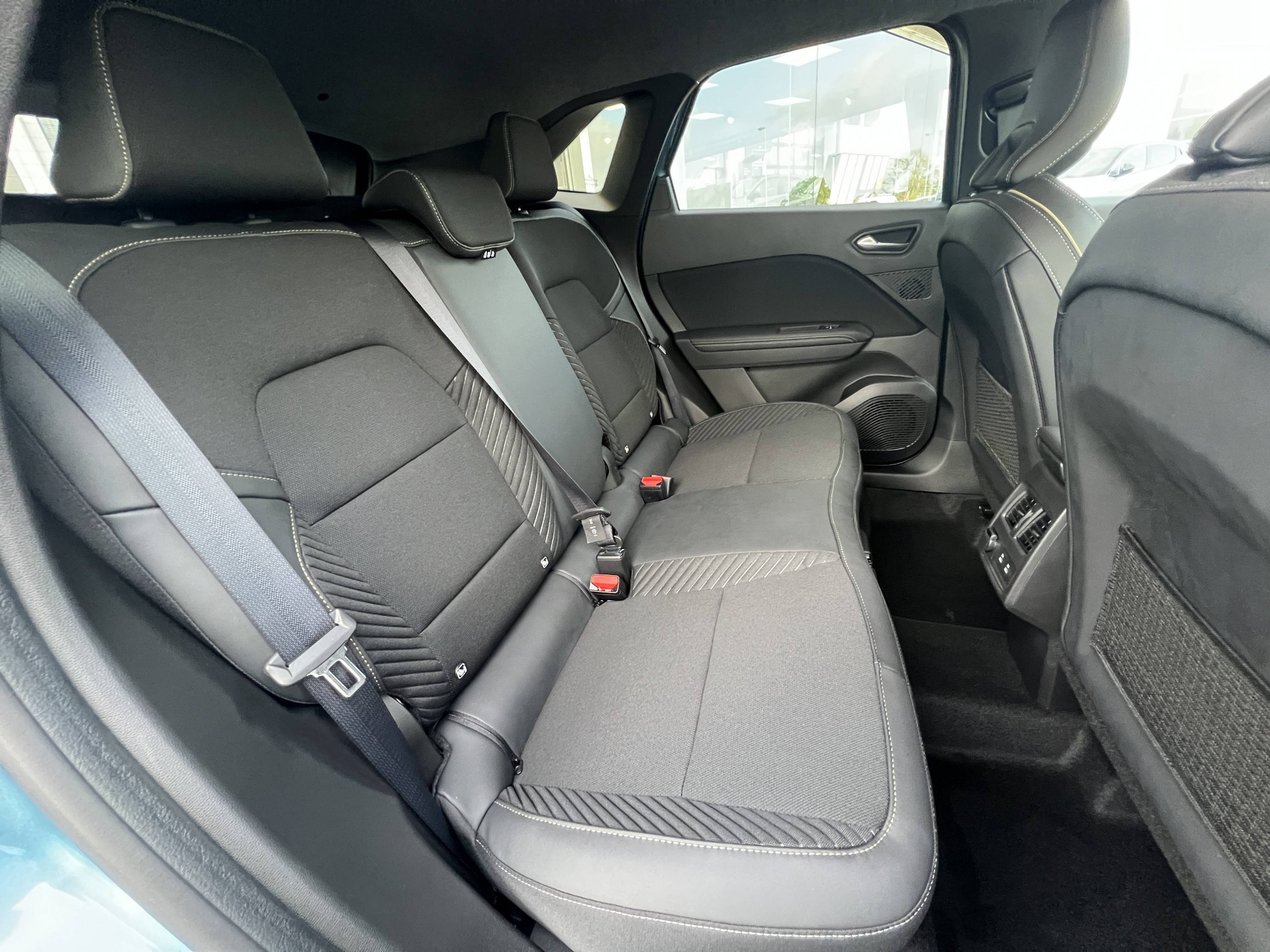 Vente en ligne Renault Symbioz  E-Tech full hybrid 145 au prix de 35 490 €