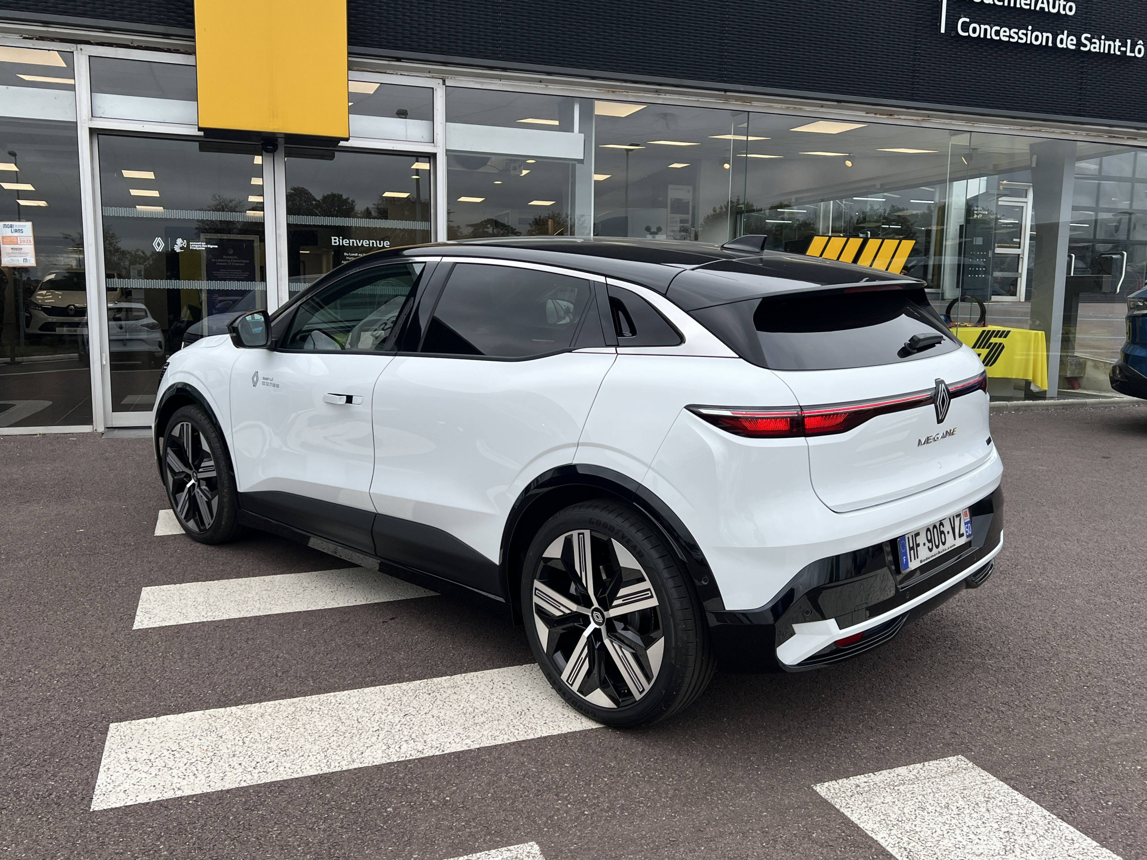 Vente en ligne Renault Megane E-Tech  220 ch autonomie confort GSR2 au prix de 35 990 €