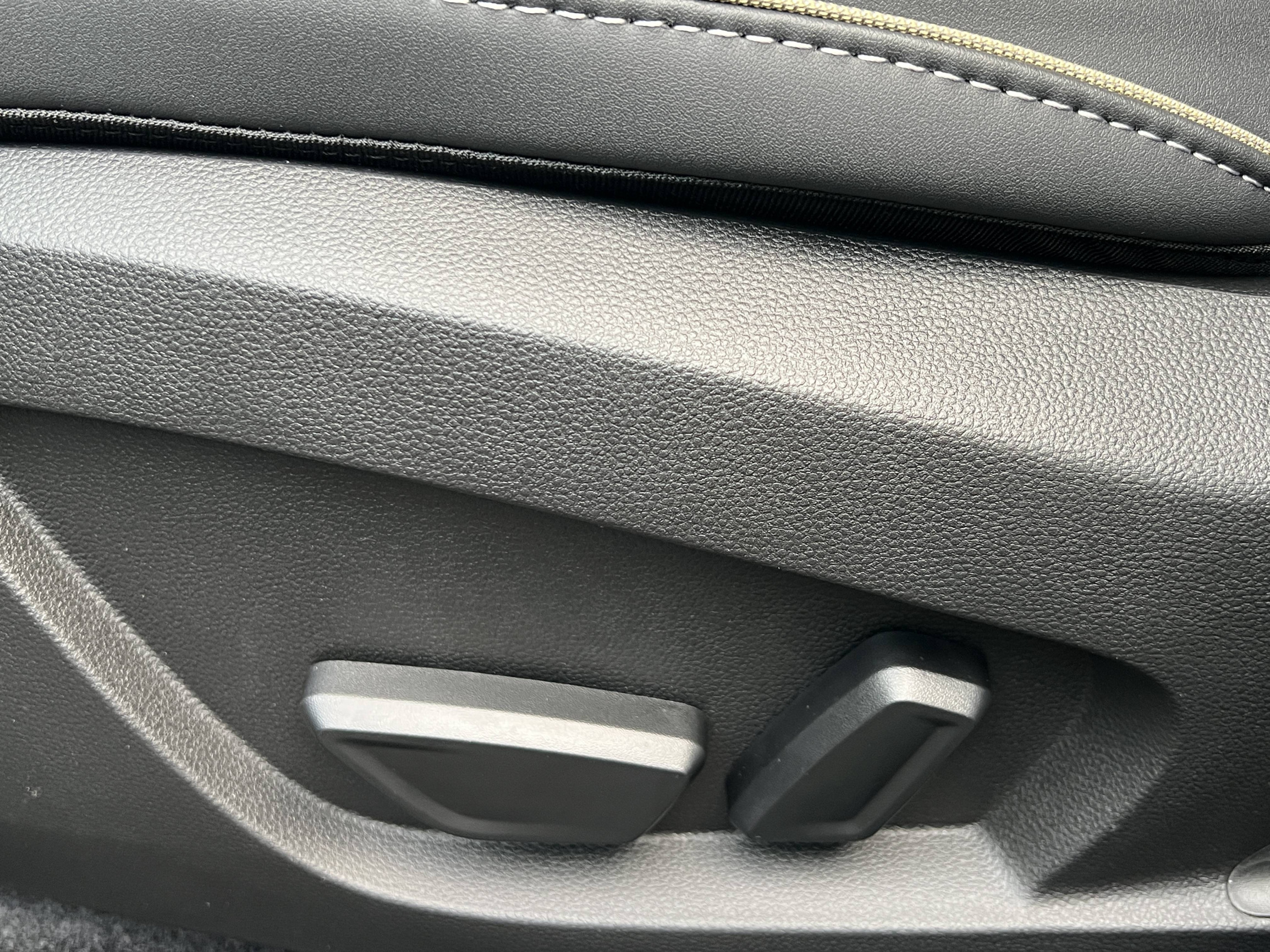 Vente en ligne Renault Symbioz  E-Tech full hybrid 145 au prix de 35 490 €