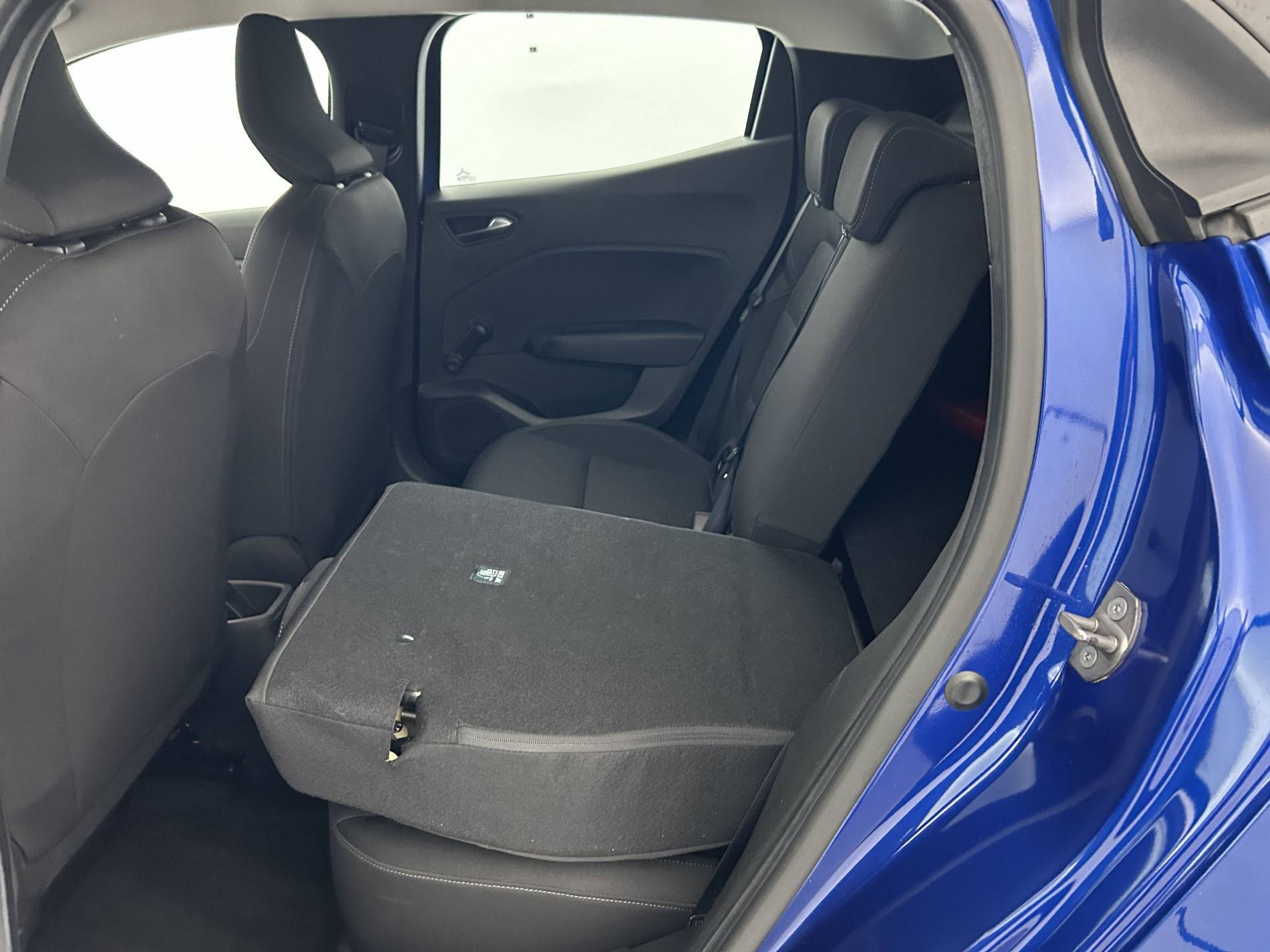 Vente en ligne Renault Clio 5 Clio TCe 90 au prix de 14 990 €