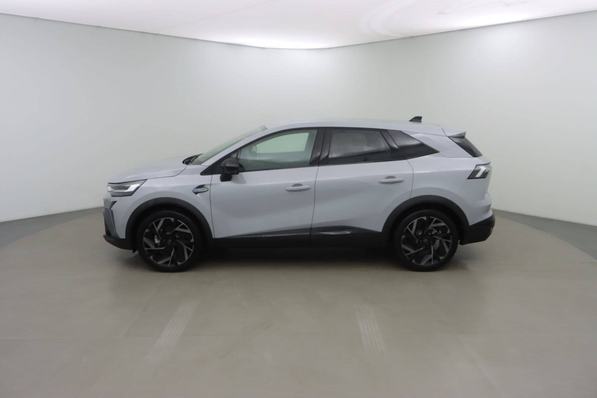 Vente en ligne Renault Symbioz  E-Tech full hybrid 145 au prix de 32 990 €