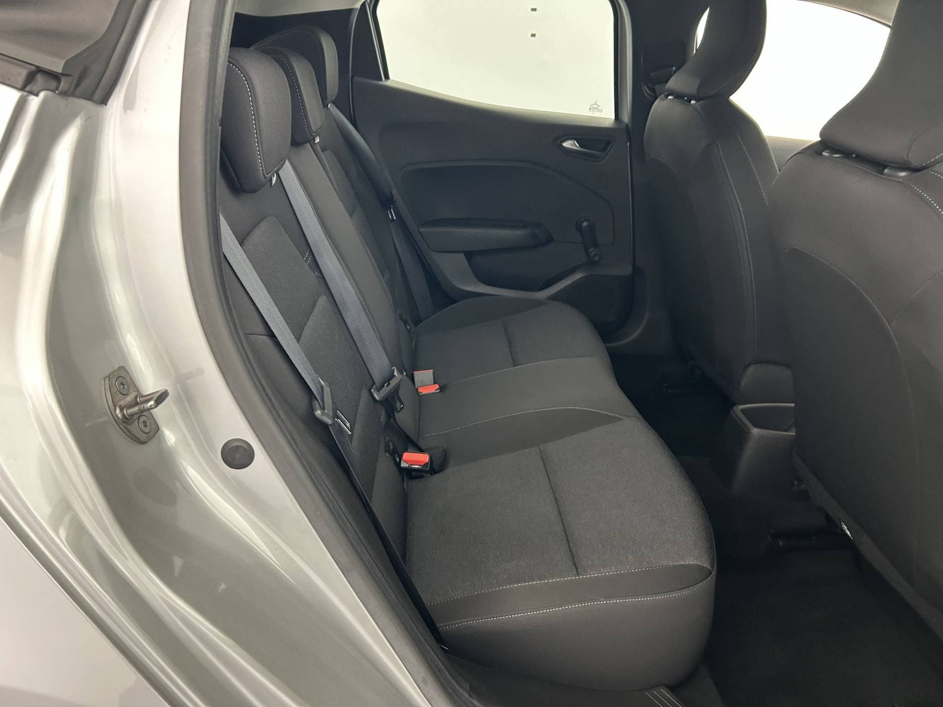 Vente en ligne Renault Clio 5 Clio TCe 90 au prix de 14 990 €