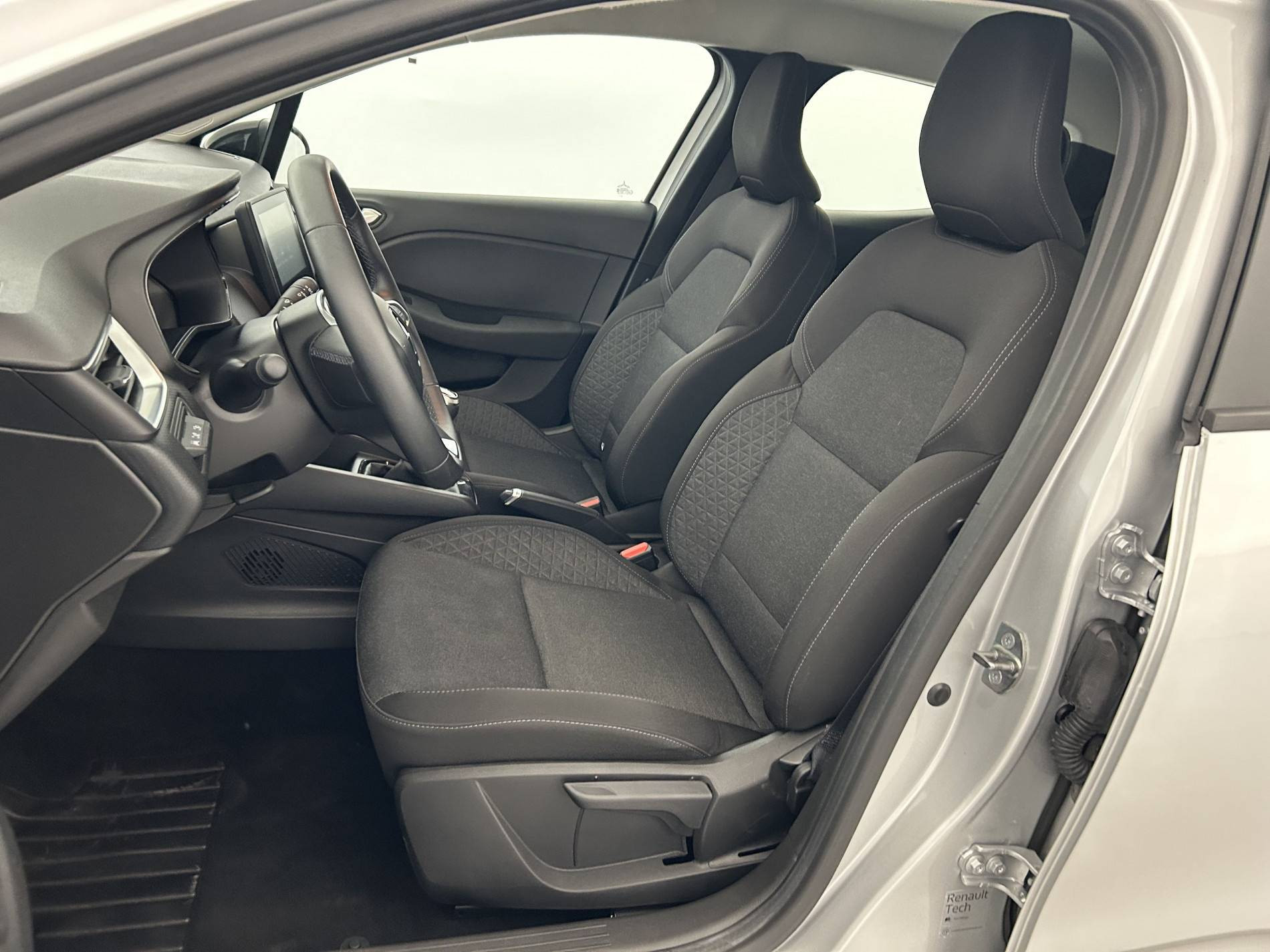 Vente en ligne Renault Clio 5 Clio TCe 90 au prix de 14 990 €