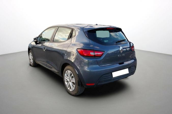 Vente en ligne Renault Clio 4 Clio TCe 90 E6C au prix de 10 990 €