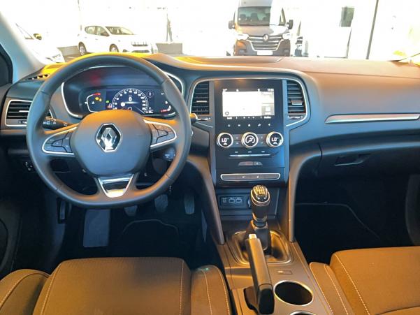 Vente en ligne Renault Megane 4 Estate Mégane IV Estate Blue dCi 115 au prix de 15 990 €
