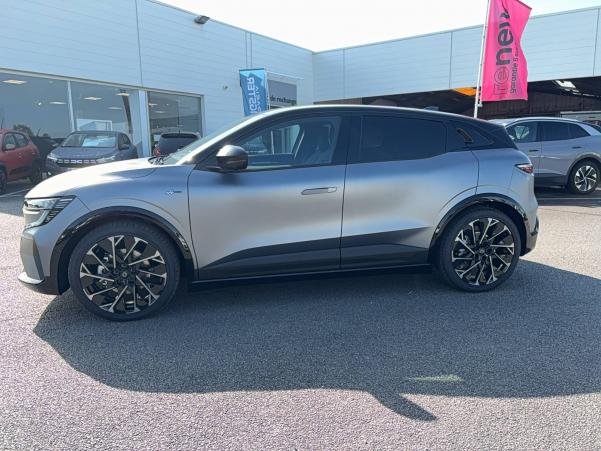 Vente en ligne Renault Megane E-Tech  220 ch autonomie confort au prix de 40 990 €